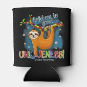 可愛いナマケモノの衣装がユニクネスを守る 缶クーラー (裏面)