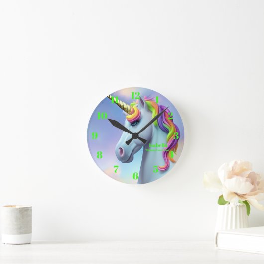 可愛いネオングリーンピンクユニコーンパーソナライズされたメッセージ ラウンド壁時計 (ホーム)