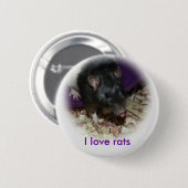 可愛いネズミが舌のピンを突き出した 缶バッジ (正面&裏面)