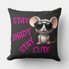 可愛いネズミを残して日陰 クッション