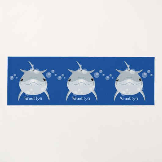 可愛いハッピーかわいいイルカ漫画 ヨガマット (正面(横))