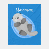 可愛いハッピーシーオッターブルー漫画イラストレーション フリースブランケット (正面)