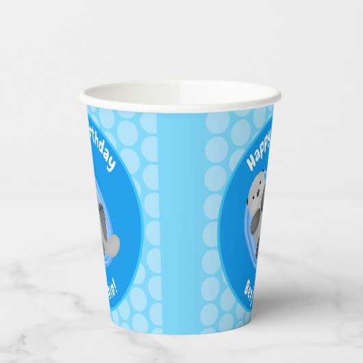 可愛いハッピーシーオッターブルー漫画イラストレーション 紙コップ (左)