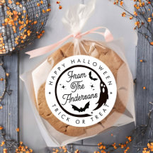 可愛いハッピーハローウィントリックまたはトリート幽霊こうもり