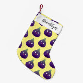 可愛いハッピーパープルイチジクのフルーツマンガ スモールクリスマスストッキング (正面 (吊り時))