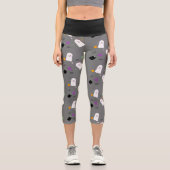 可愛いハロウィーン幽霊ふりかけパターンヨガ カプリレギンス (正面)