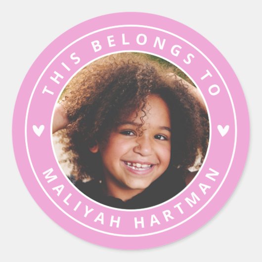 可愛いハートサークルフレーム写真名学校ピンク ラウンドシール (正面)