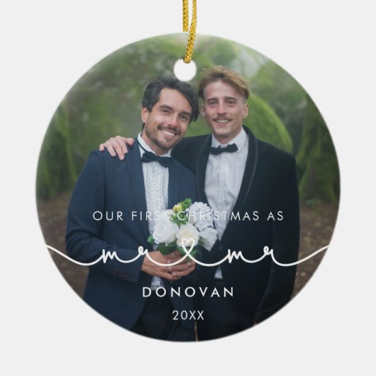 可愛いハートフォント初めてのクリスマスMr. & Mr. Photo セラミックオーナメント (正面)
