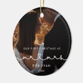 可愛いハートフォント初めてのクリスマスMr&Mrs Photo セラミックオーナメント (左)