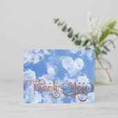 可愛いハート型クラウドブルースカイ結婚の感謝 箔シーズンポストカード (立ち正面)
