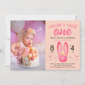 可愛いバニーはワンパステルピンクのドット写真 招待状 (正面)