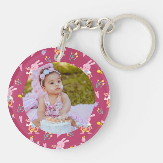 可愛いバニービーパターンモノグラム名マゼンタ キーホルダー (裏面)