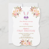 可愛いバニーピンク赤面フラワーガールガール1st誕生日 招待状 (正面)