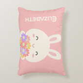可愛いバニーマンガ&ガールズピンクのための花 アクセントクッション (正面(垂直))