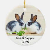 可愛いバニー母のウサギの恋人の写真 セラミックオーナメント (裏面)