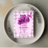 可愛いパステルパープルジンガム赤ちゃんシャワー 招待状