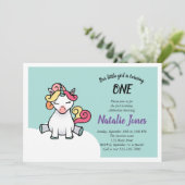 可愛いパステル・ユニコーン1歳の誕生日の招待状 招待状 (スタンド正面)