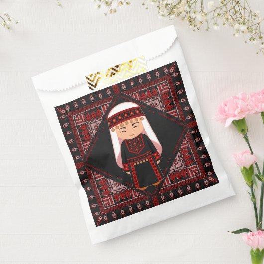 可愛いパレスチナ人少女の刺繍赤いタスリーズ フェイバーバッグ (封をした状態)