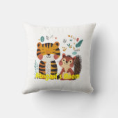 可愛いパーソナライズされた動物が居るキッズルーム クッション (裏面)