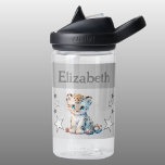 可愛いヒョウの名前を追加スターキッズグレー ウォーターボトル<br><div class="desc">CamelBak Eddy®水子供へ瓶。名前を付けてパーソナライズ白と灰色の星を持つ可愛いヒョウを特徴とするウォーターボトル。</div>