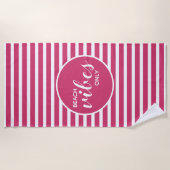 可愛いビーチビーブズオンリーピンクストライプの白モダン ビーチタオル (正面)