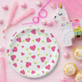 可愛いピンクと緑のタンブルハートパターン ペーパープレート (パーティー)