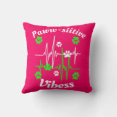 可愛いピンクに猫が足を丸めモダンておもしろいいる クッション (裏面)