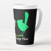 可愛いピンクのキスをする緑の鳥の枝名 カフェラテマグ (右アングル)