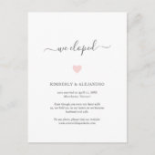 可愛いピンクのハートの駆け結婚落ち 案内ポストカード (正面)