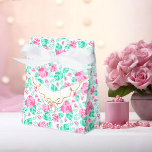 可愛いピンクのバラの花と金のリボンのベビーシャワー フェイバーボックス
