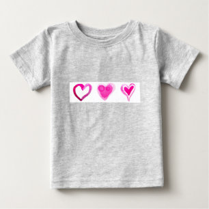 可愛いピンクの可愛いハート柄 ベビーTシャツ