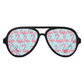 可愛いピンクの夏色彩の鮮やかのフラミンゴ アビエーターサングラス (正面)