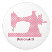 可愛いピンクの水玉模様裁縫マシンのパーソナライズ セラミックノブ (正面)