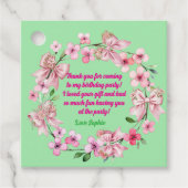可愛いピンクフローラボウガール誕生日ありがとう フェイバータグ (正面)