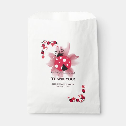 可愛いピンクフローラ私たちの小さなラブバグ赤ちゃんシャワー フェイバーバッグ (正面)