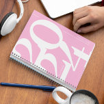 可愛いピンク文字盤2024 プランナー手帳<br><div class="desc">ピンク色の背景を持つミニマルな年ガーリー間プランナー、大規模なセリフフォントデザインの年"2024"とあなたの名前。</div>