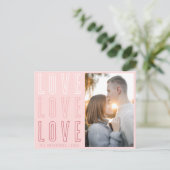 可愛いピンク色の愛バレンタインの家族写真 シーズンポストカード (スタンド正面)