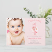 可愛いフォトピンクフローラガールの誕生日パーティー 招待状 (スタンド正面)
