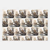 可愛いフクロウが木の枝に座っている ラッピングペーパーシート (正面3)