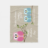 可愛いフクロウと母の日 – Whooo loves you フリースブランケット (正面)