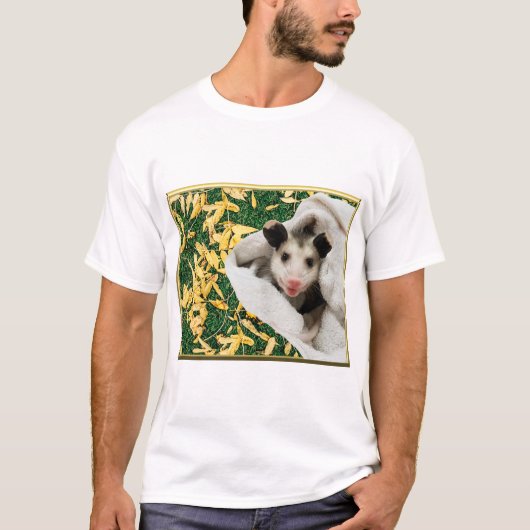 可愛いフクロネズミの赤ちゃん Tシャツ (正面)