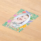 可愛いフローラカラフル写真の誕生発表の追加 アクリル招待状 (レイダウン)