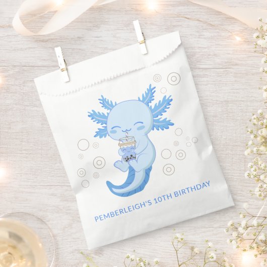 可愛いブルーアクソロトルバブルボバティーバースデーパーティー フェイバーバッグ (クリップ留めされた状態)