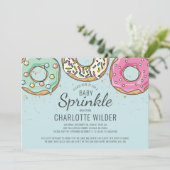 可愛いブルーウォーターベビー散水男の赤ちゃんシャワー 招待状 (スタンド正面)