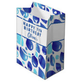 可愛いブルーバルーンパターンボーイ誕生日 ミディアムペーパーバッグ (正面アングル)