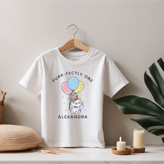 可愛いプリン1歳:猫テーマ1歳パーティー ベビーTシャツ
