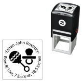 可愛いベビーガラガラとお菓子誕生のお知らせ セルフインキングスタンプ (インサイチュ)