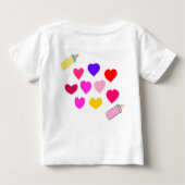 可愛いベビーキスをするキツネとバックカラフルプリント ベビーTシャツ (裏面)