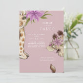 可愛いベビーキラフピンクの誕生日パーティーの招待状 招待状 (スタンド正面)