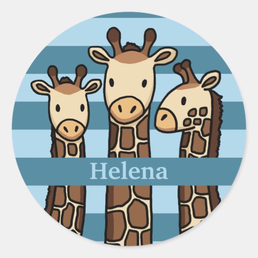 可愛いベビーキリン・トリオ、お子様の名前を追加 ラウンドシール (正面)